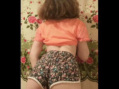 ❤️ Sexy jonk Babe deet hir Shorts op der Kamera of ️❌ Pornovideo bei eis lb.pornoxlxx.ru