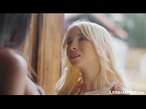 ❤️ D'Meedche kënnt e puer Méint méi spéit heem a schléisst op d'Stiefmamm hir Muschi iessen ️❌ Pornovideo bei eis lb.pornoxlxx.ru