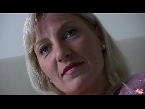 ❤️ D'Mamm, déi mir all gefuckt hunn ... Dame, behuelen Iech! ️❌ Pornovideo bei eis lb.pornoxlxx.ru